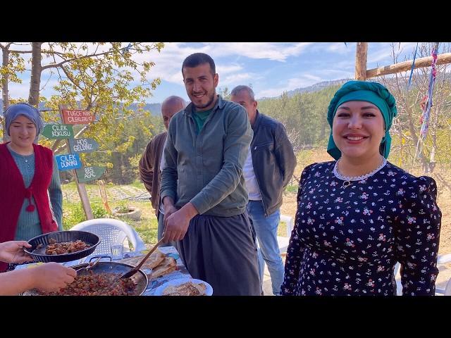 ТУРЦИЯ! Как живут люди В ГОРАХ? Сельская ЕДА! Жареное мясо, ШАШЛЫКИ, лепешки, халва! Гадали на кофе