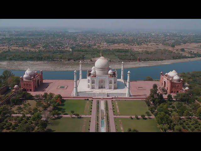 Flying over Taj Mahal -Yann MARTIN