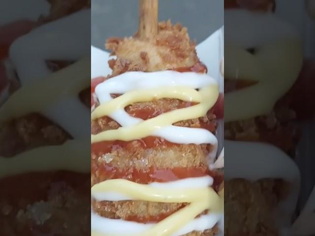 Korean Food Truck ||YUM Yum || #subscribe #viralvideo #viral #shortvideo Rs 99 Korean Hot Dog