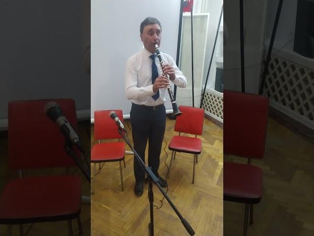 Инвалид по зрению (слепой) Артём Кулиев - Победный марш. Москва, Центр. Дом авиации и космонавтики.