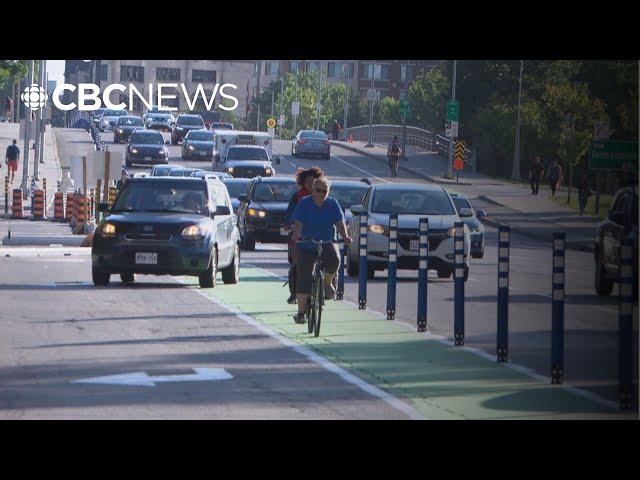 Ontario to ban cyclists from suing over bike lane removals