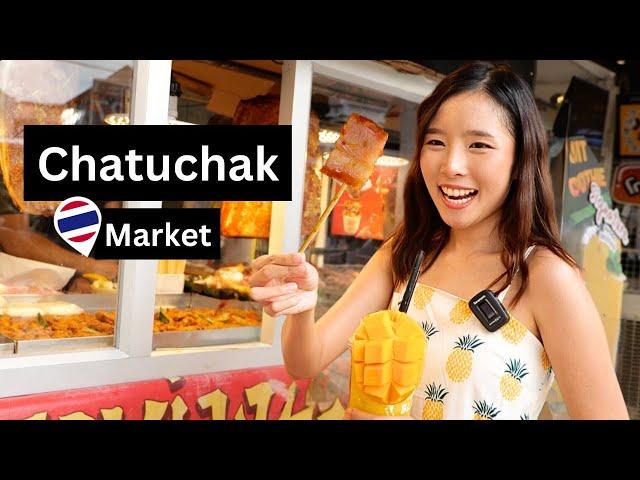 Food Tour at Bangkok’s Biggest Market (ตลาดจตุจักร)