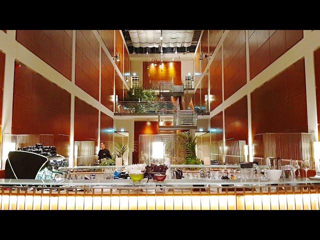 DoubleTree by Hilton Turin Lingotto - Italy - Hotel and Room Tour - February 2019