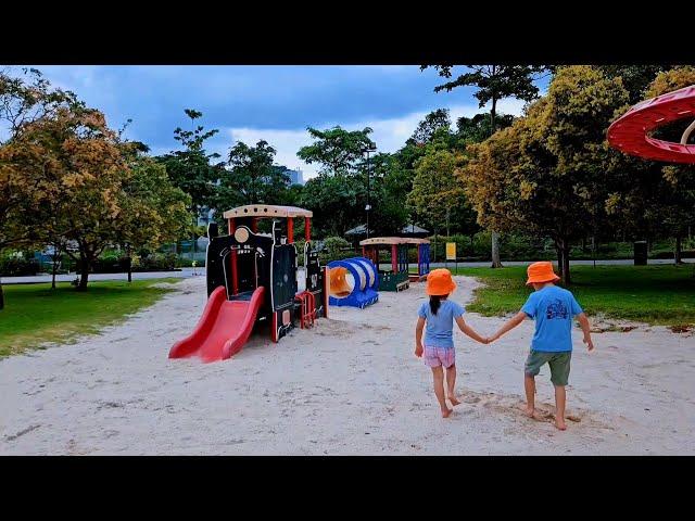 215: Singapore Park. Choa Chu Kang Park