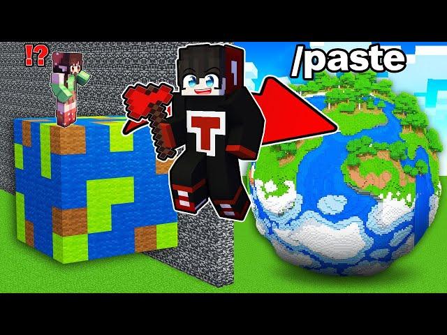 I CHEATED in a BUILD BATTLE Using /PASTE in Minecraft! ( Tagalog )