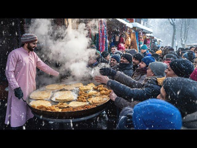 Snow Day street food in AFGHANISTAN | Heavy SNOWFALL Street Food in KABUL Afghanistan