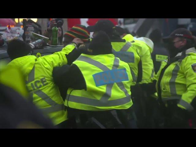 WATCH: Ottawa Police Start Arresting Protesters