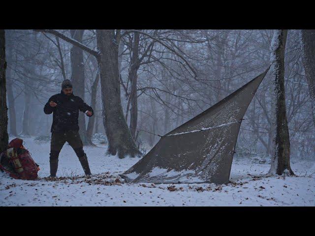 2 Days of Survival Camping in a Fierce Blizzard – Raised Survival Shelter in Snowstorm!