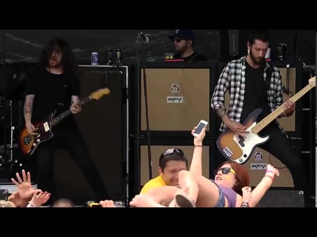 The Devil Wears Prada - Assistant to the Regional Manager [Live] - Warped Tour 2014