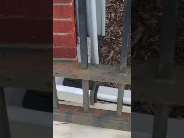 IRON GATE DESIGN - DIY Satisfying Rust Removal  #shorts #exteriorpainting #wroughtiron