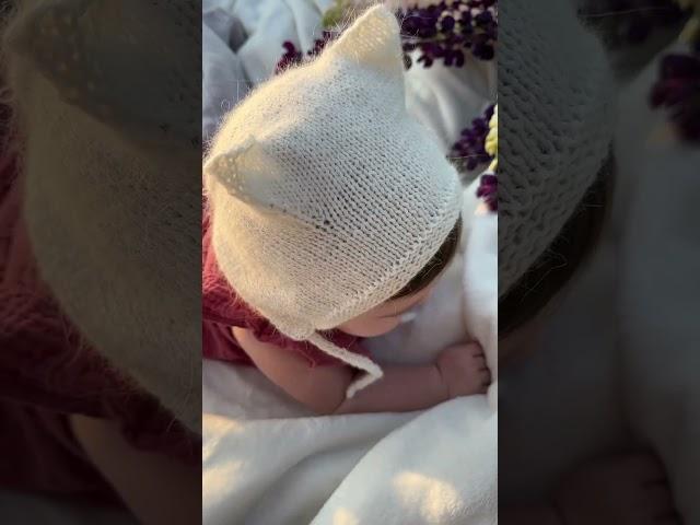 Коточепчик #вязаниеспицами #knittingdesign #knitting #вязаниедетям #bonnet
