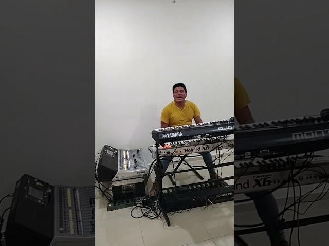 la cumbia del apache kikis el genio de los teclados próximamente pop tecladistas con sabor yeaaa