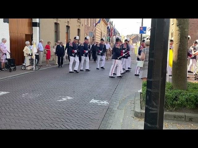 Prosesie door het dorp Gronsveld-rijckholt