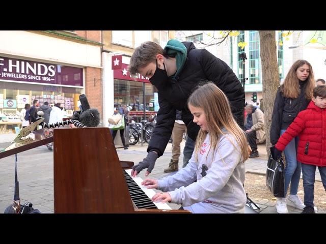 Little Girl Is Nervous But Ends Up Drawing Huge Crowd