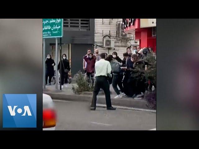 Iranian Police Scuffle with Protesters in Rasht  | VOA News