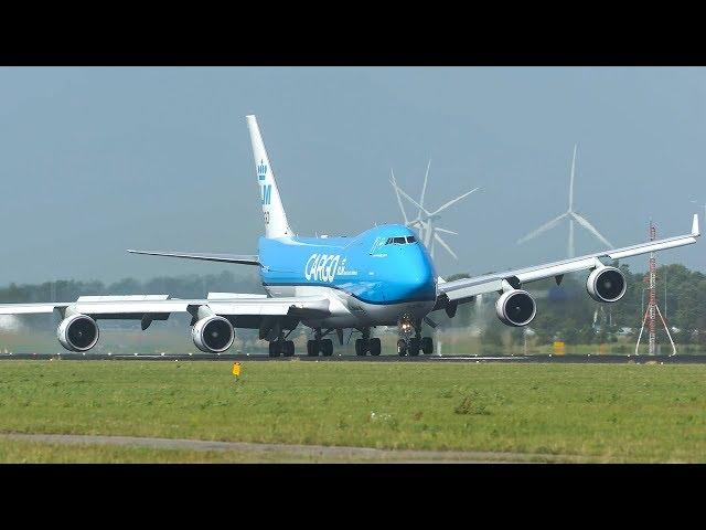 TOP 10 CROSSWIND LANDINGS of 2019 - AIRBUS A380, BOEING 747, GO AROUND ... (4K)