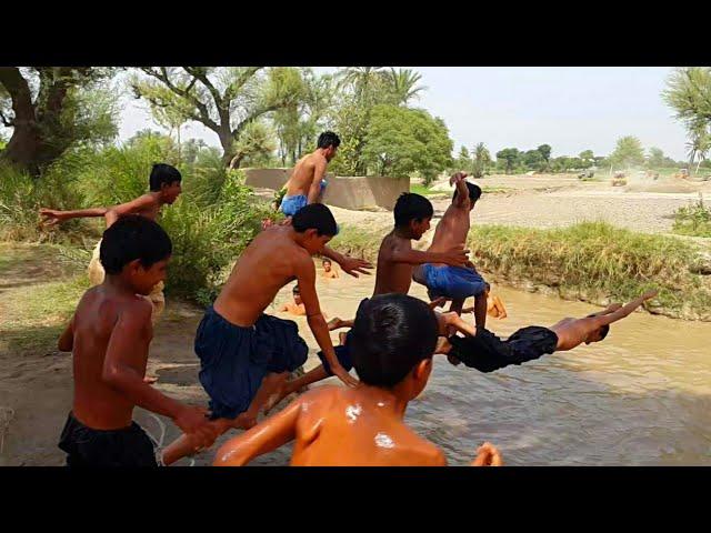 Natural Punjab Village Life In Pakistan | High Jumping In Canal