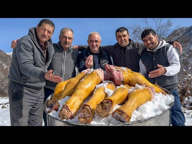 TRADITIONAL VILLAGE KHASH Recipe With Bull Hoof | Cooking Khash In Snow | Khash Cooking & Eating