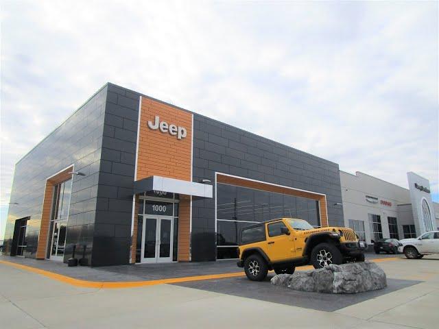 Deery Brothers Chrysler Dodge Jeep Ram in Waukee, IA