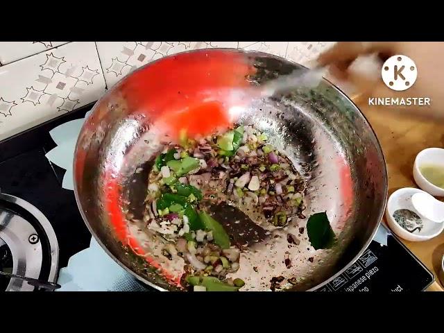 કાંદા પૌવા / પવા ! how to make Kanda poha -khattta mitttha  poha easy breakfast recipe _ Kanda poha