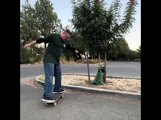 Little Nose Slide? Over 50 beginner trying to learn nose slides! #skateboarding #learntoskate