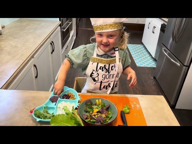 Jupiter’s Cooking Show- Garden Taco Salad 05-05-22