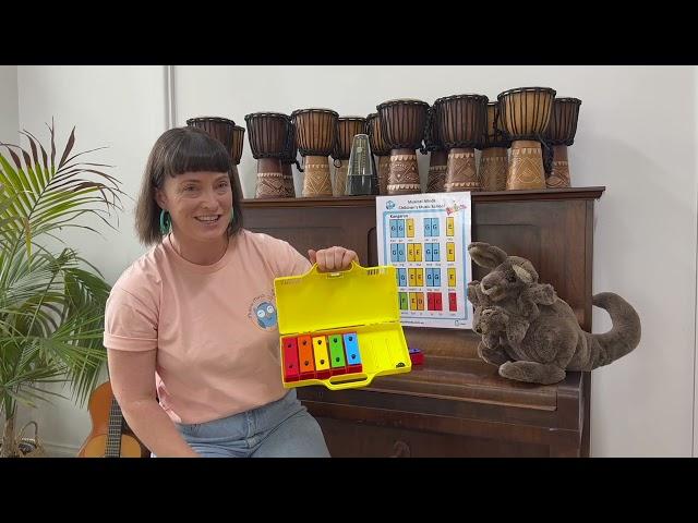 Kangaroo Skippy Roo | Action song | Traditional Melody | Lyrics - Solège - Xylophone| Musical Minds