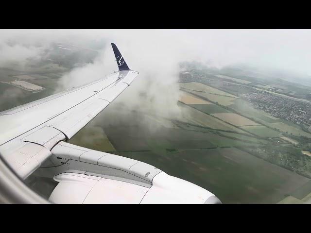 LOT Polish Airlines E175 Takeoff from Budapest Listz Fernc Airport (BUD) to Warsaw Chopin (WAW) | 5A
