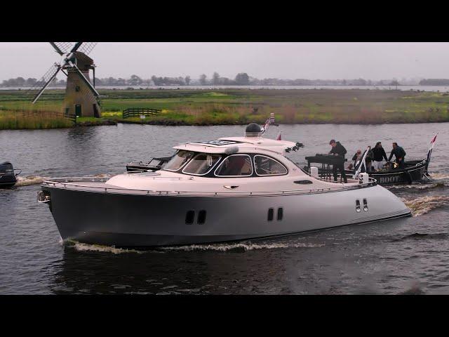 MARTIN GARRIX LIVE ON DUTCH WATERS 