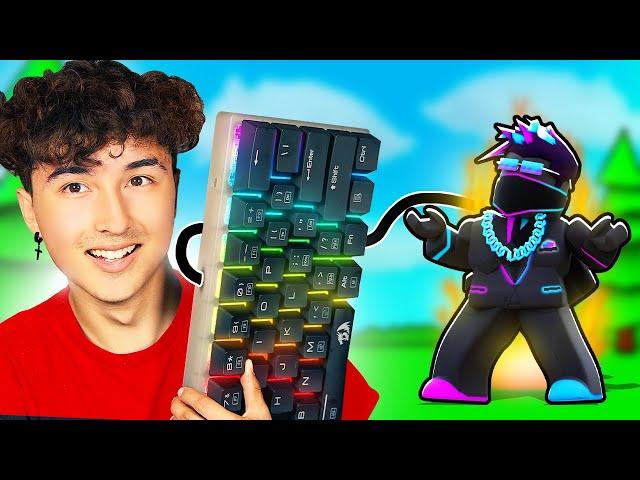 I Used The Worlds BIGGEST KEYBOARD In Roblox BedWars!