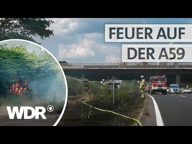 Autobahn-Brand durch Trockenheit: Große Fläche Gebüsch in Flammen | S08/E05 | Feuer & Flamme | WDR