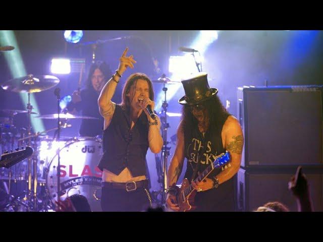 Slash ft. Myles Kennedy & The Conspirators - Starlight (Live At The Roxy)