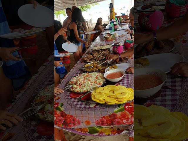 Lunch time in Rincon beach samana best beach of samana