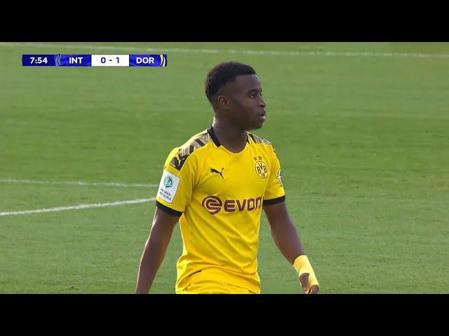 15 Year Old Youssoufa Moukoko is TOO GOOD! 2019/20