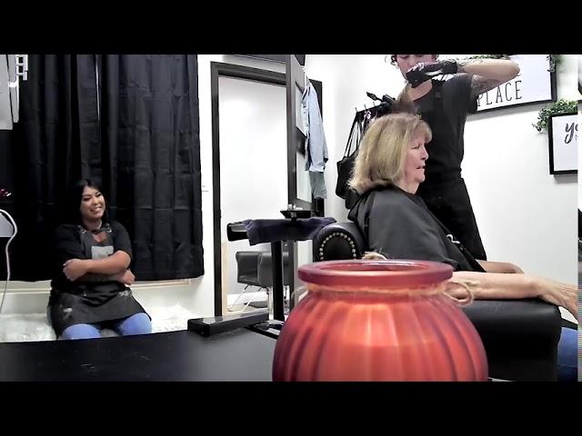 TikTok Hair Stylist vs Robin "Karen" Fight at Hair Salon (Original Full Video)