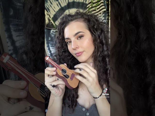 DIY tiny guitar/ tiktok @stainedhands