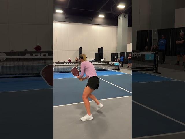 This backhand flick is pure magic 🪄 #backhand #pickleballhighlights