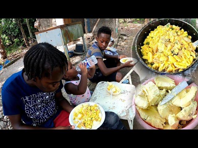 Cooking Ackee & Saltfish w Roast Breadfruit | Gun War with Miracle | Zi vs Miracle