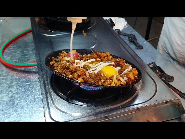 SOLD OUT Everyday | Sizzling Sisig with Egg in Manila | Filipino Street Food