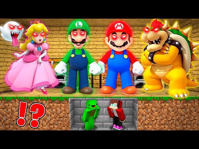 JJ and Mikey HIDE from MARIO , Luigi , Bowser , Princess Peach in Minecraft Maizen Security House
