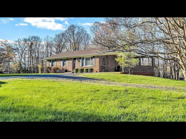 4967 Scruggs Rd, Moneta, VA