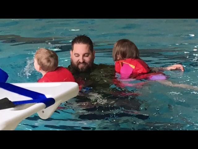 Cranio Dad takes the kids swimming!