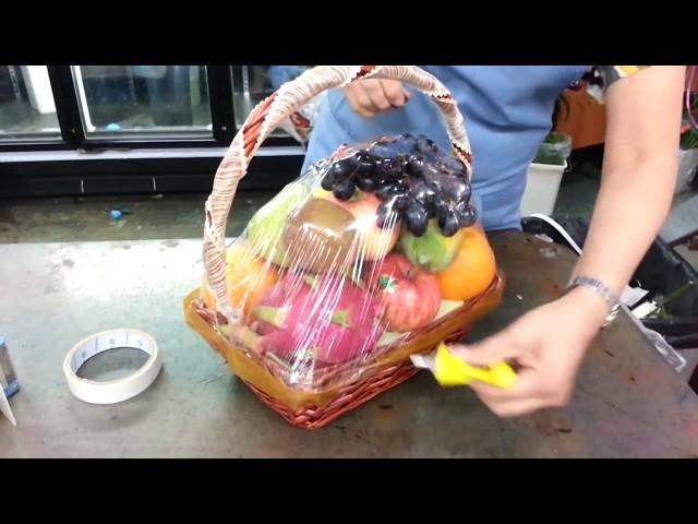 How to make Flower Bouquets, Fruit Baskets - Flower Delivery Singapore