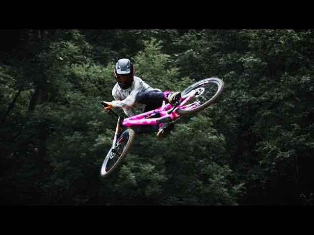 FLAWLESS MTB Freeride Steeze with Kaos Seagrave | UNHINGED