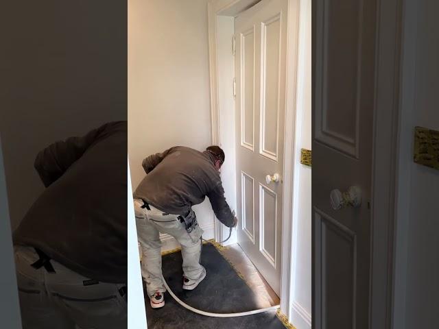 spray painting doors & architraves