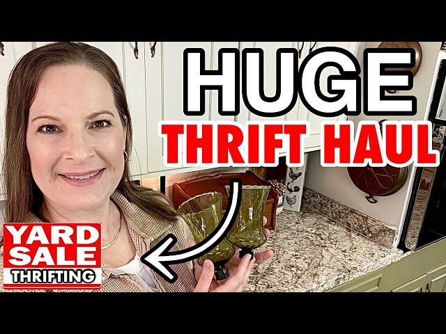 HUGE THRIFT HAUL• THRIFTING for Christmas HOME DECOR & I scored THRIFT SHOPPING IN THE YARD!