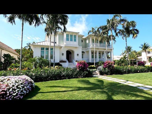 Mansions And Homes Near The Beach.  Naples Florida Luxury Homes