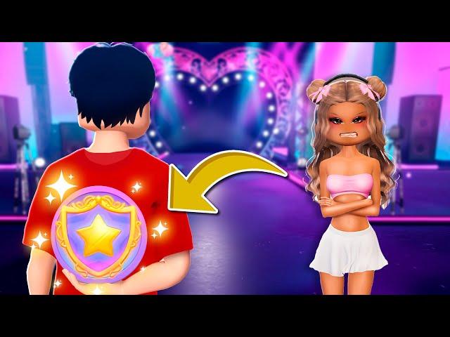Trolling My GIRLFRIEND with IMMUNITY In Dress to Impress!