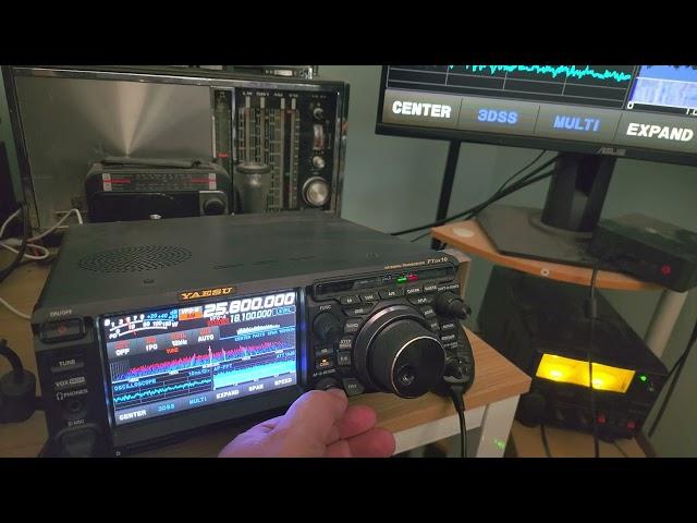 World Music Radio Denmark received 25800 kHz Shortwave on Yaesu FTdx10 with end fed antenna