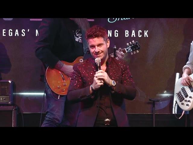 SPECIAL EDITION | Mondays Dark TV | Frankie MackSinger & Showman Performs Michael Buble Home